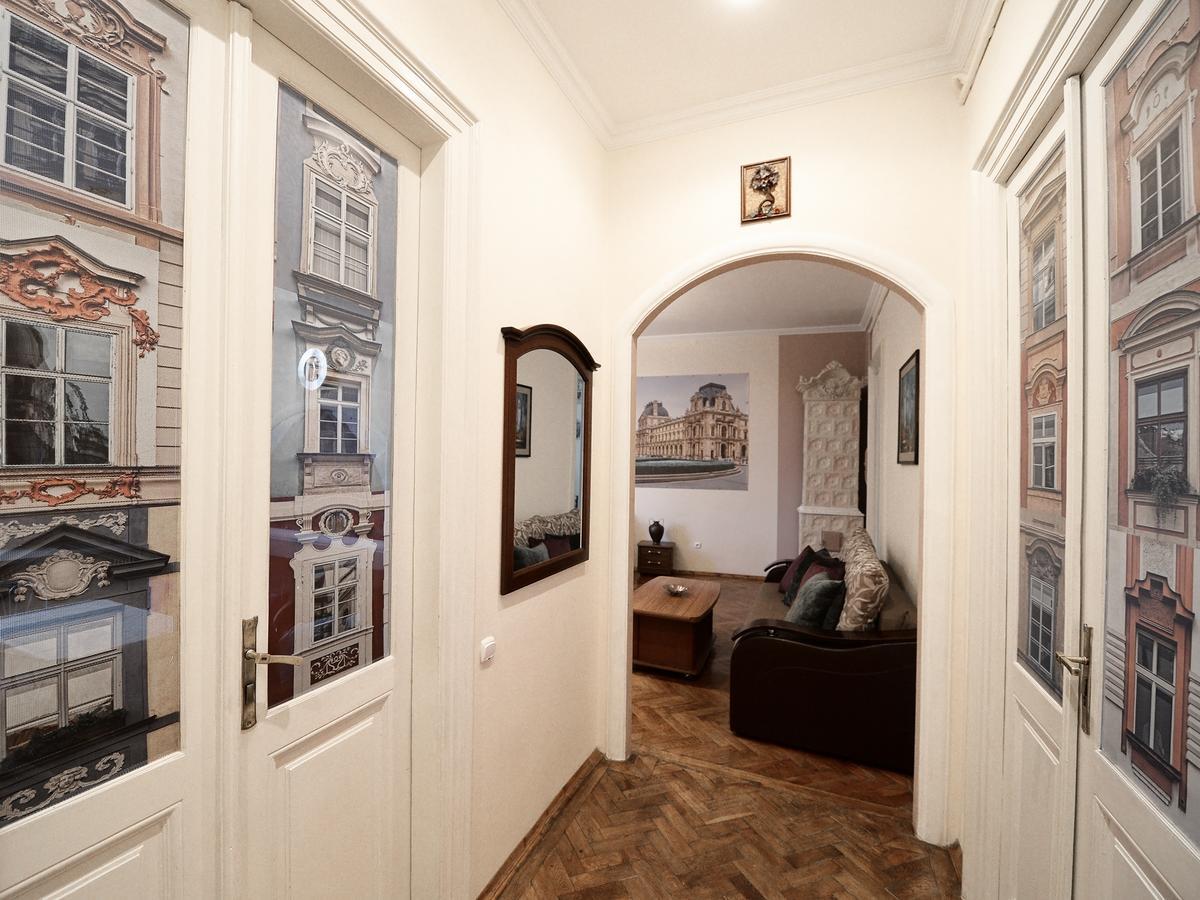 The Historical Family Nest In City Centre Lviv Kültér fotó