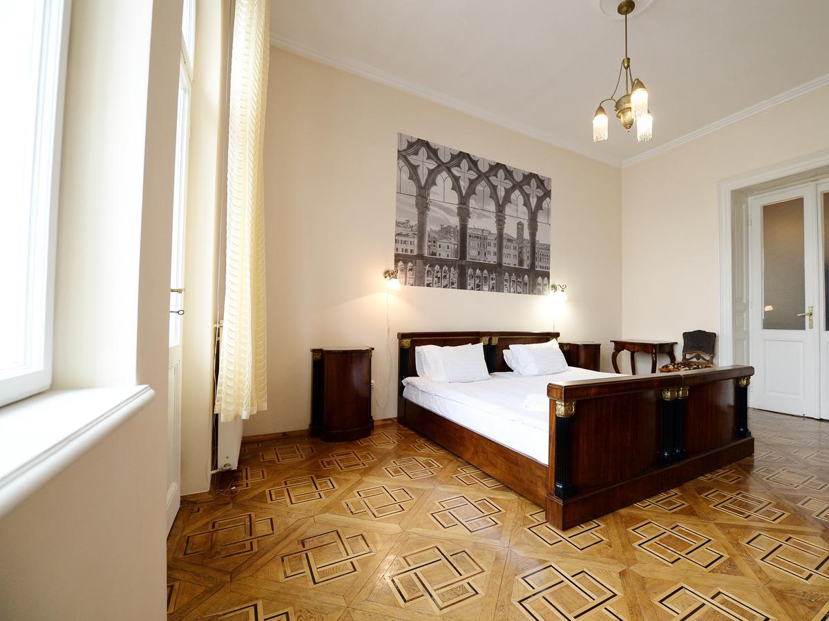 The Historical Family Nest In City Centre Lviv Kültér fotó