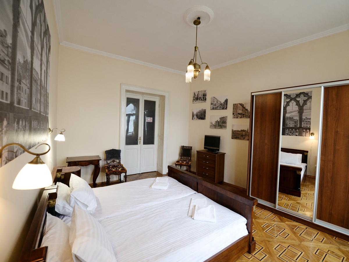 The Historical Family Nest In City Centre Lviv Kültér fotó